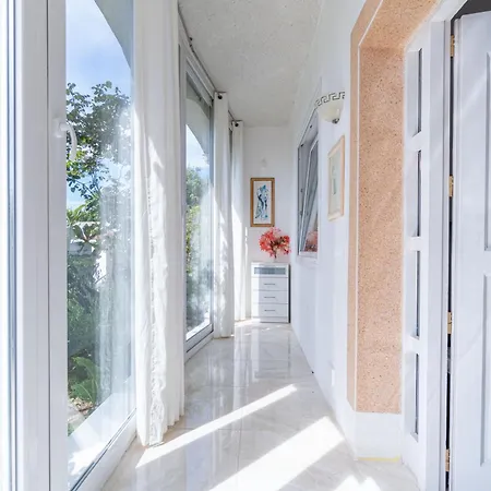 빌라 Apart-rent Casa Con Piscina Montgri 0125